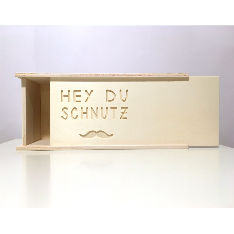 Handgemachte Holzbox "hey du Schnutz" von cosa Kosmetik