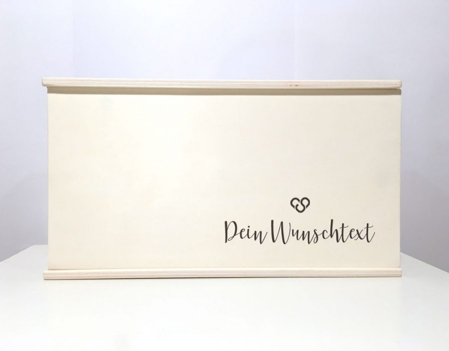 Personalisierbare Holzbox mit deinem Wunschmotiv oder Wunschtext – handgemacht aus dem Bregenzerwald